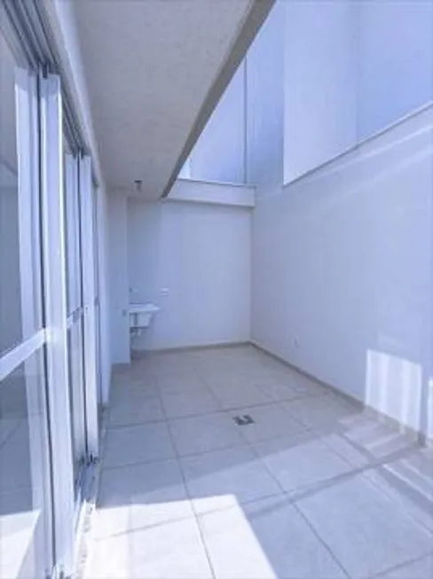 Foto 1 de Cobertura com 3 Quartos à venda, 145m² em João Pinheiro, Belo Horizonte