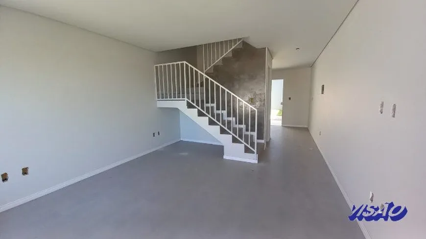 Foto 1 de Casa com 2 Quartos à venda, 77m² em Areias, São José