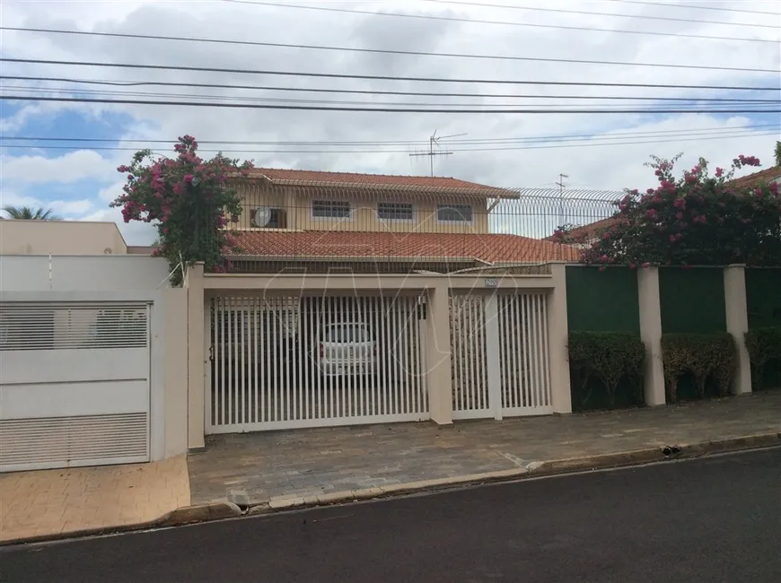 Foto 1 de Casa com 3 Quartos à venda, 266m² em Vila Harmonia, Araraquara