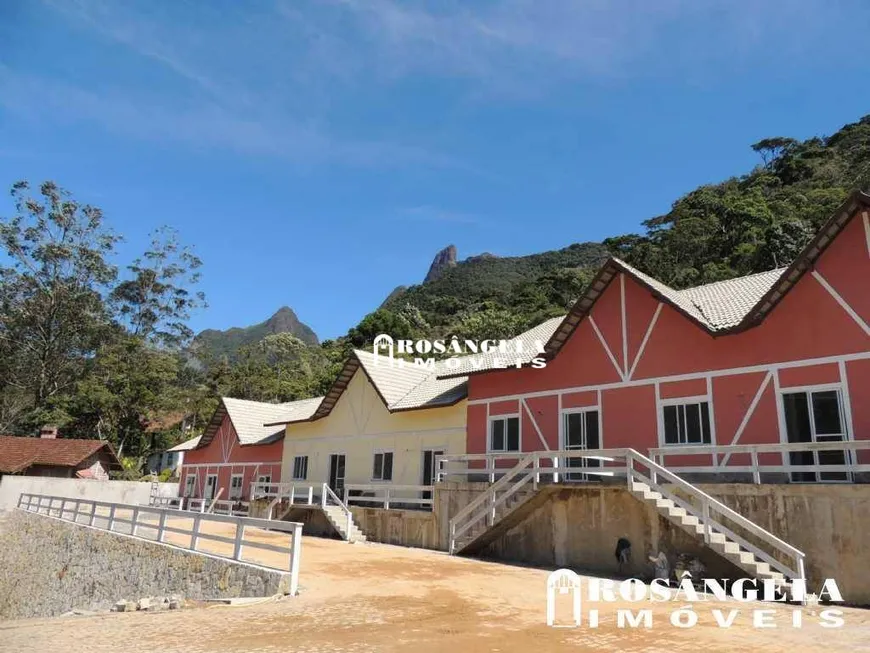 Foto 1 de Casa de Condomínio com 3 Quartos à venda, 110m² em Granja Guarani, Teresópolis