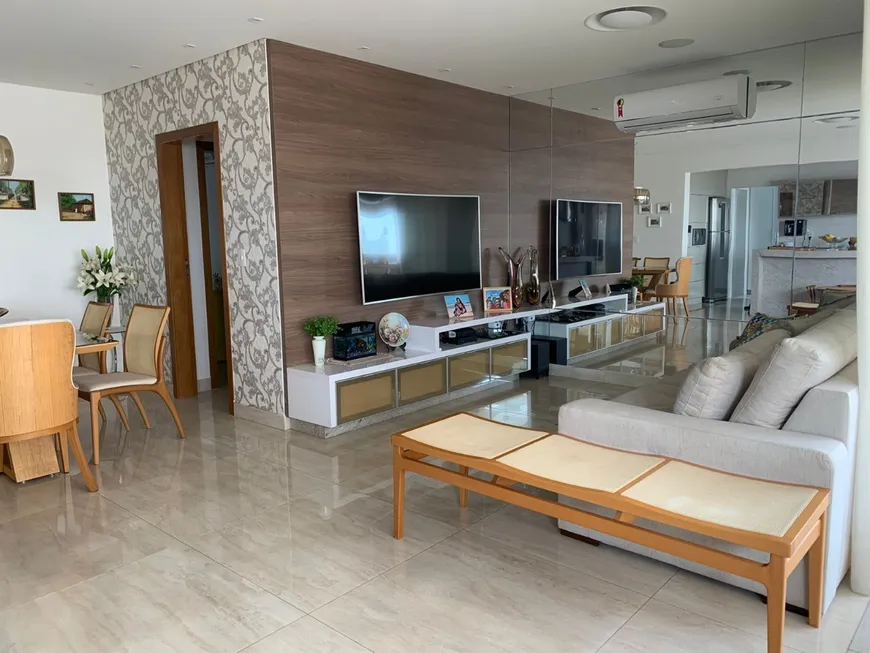 Foto 1 de Apartamento com 3 Quartos à venda, 140m² em Setor Bueno, Goiânia