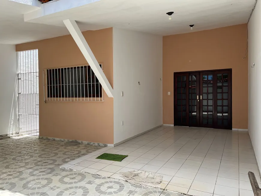 Foto 1 de Casa com 3 Quartos à venda, 270m² em Petrópolis, Maceió