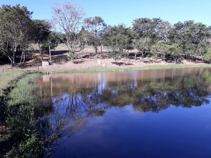 Foto 1 de Fazenda/Sítio com 3 Quartos à venda, 200m² em Jardim Primavera, Mogi Mirim