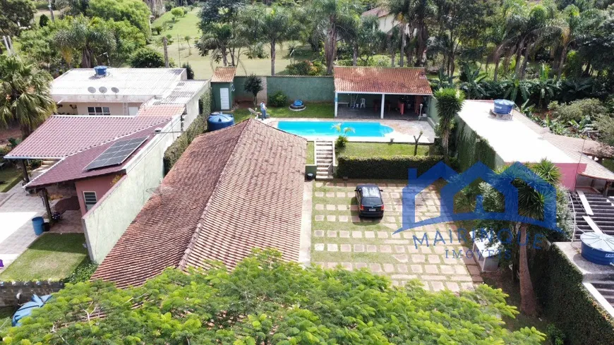 Foto 1 de Fazenda/Sítio com 3 Quartos à venda, 1200m² em Estacao de Moreiras, Mairinque