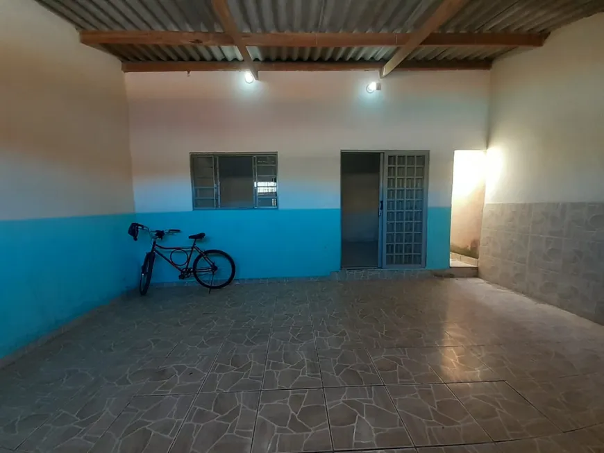 Foto 1 de Casa com 3 Quartos à venda, 180m² em Arapoanga, Brasília