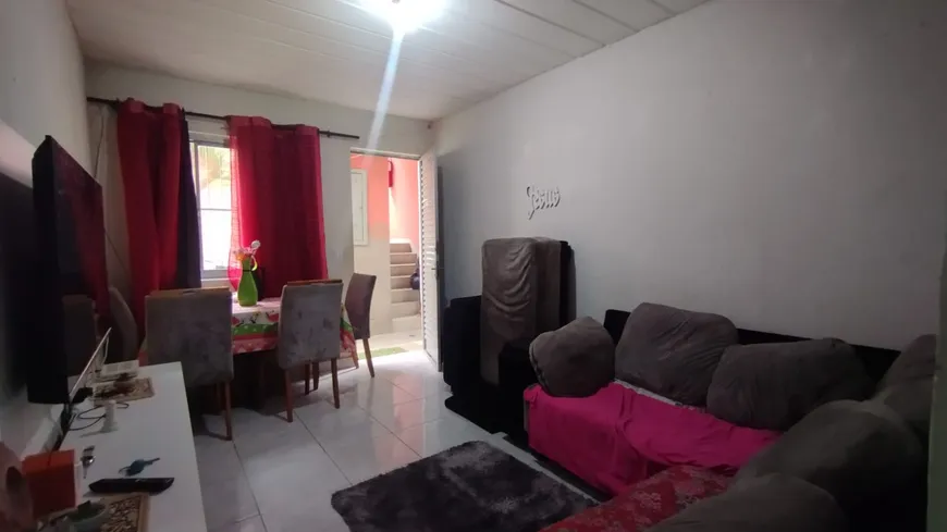 Foto 1 de Apartamento com 2 Quartos à venda, 50m² em Santa Cruz da Serra, Duque de Caxias