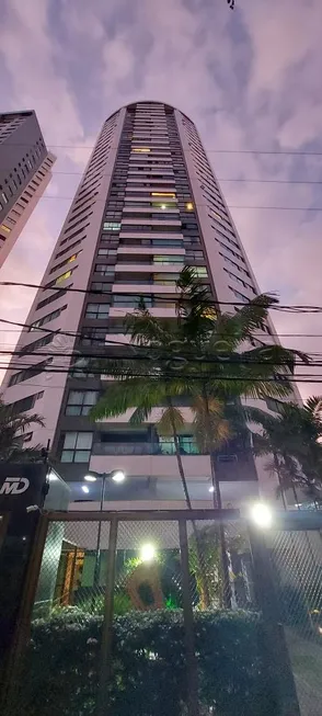 Foto 1 de Apartamento com 4 Quartos à venda, 138m² em Boa Viagem, Recife