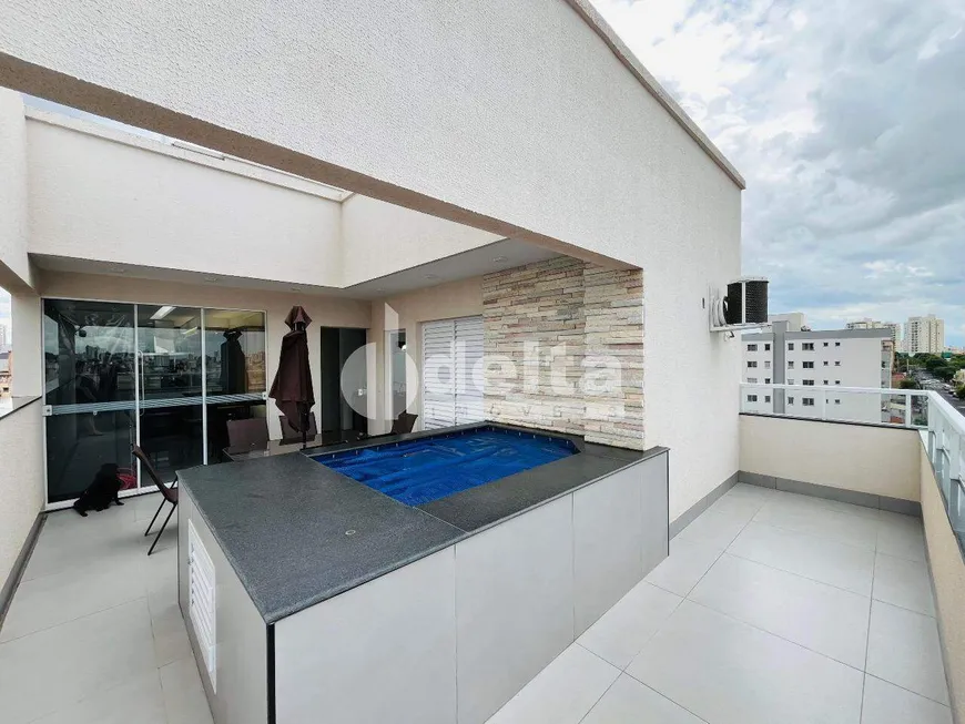 Foto 1 de Cobertura com 4 Quartos à venda, 180m² em Santa Mônica, Uberlândia