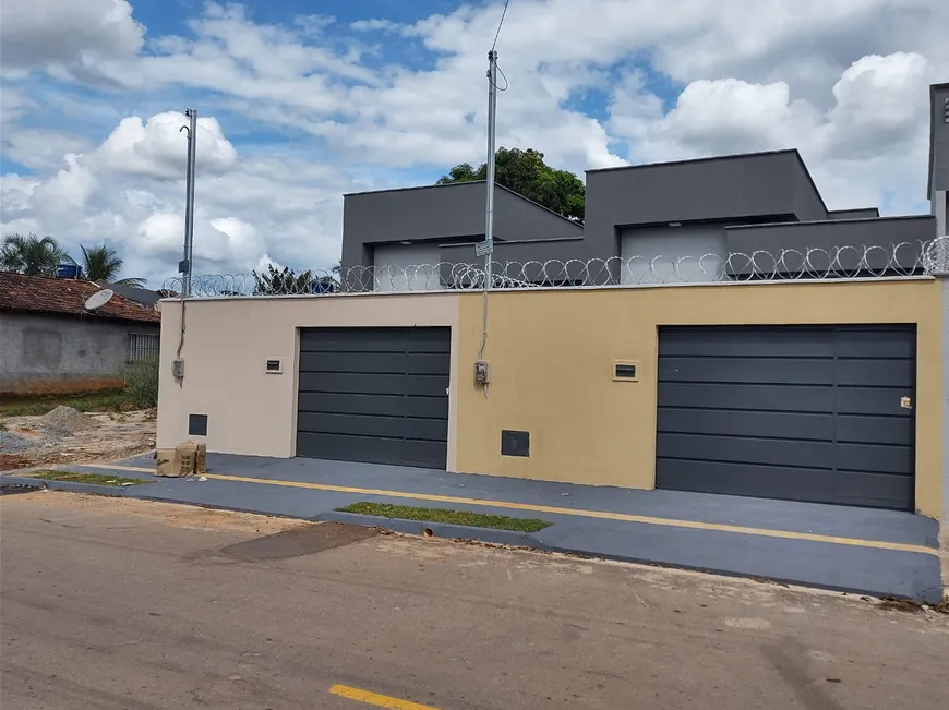 Foto 1 de Casa com 3 Quartos à venda, 180m² em Residencial Village Garavelo 2 Etapa, Aparecida de Goiânia