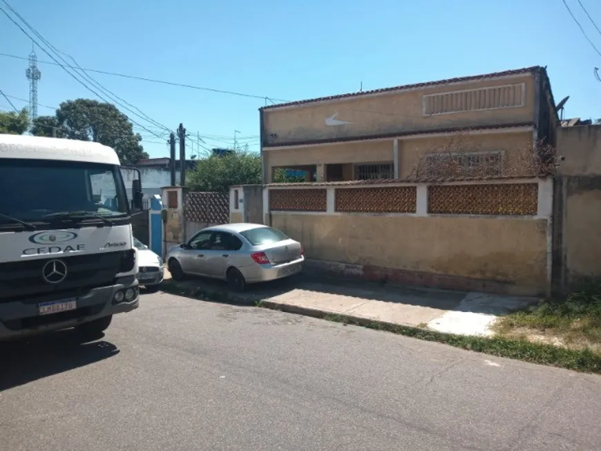 Foto 1 de Casa com 2 Quartos à venda, 220m² em Sepetiba, Rio de Janeiro