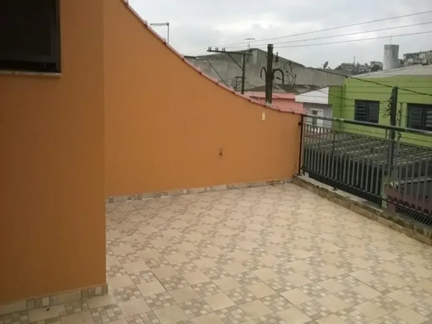 Foto 1 de Sobrado com 3 Quartos à venda, 178m² em Jardim Guarara, Santo André