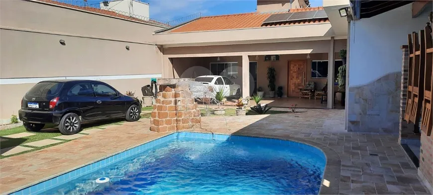 Foto 1 de Casa com 3 Quartos à venda, 221m² em Jardim Embare, São Carlos