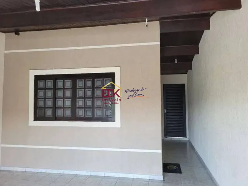 Foto 1 de Casa com 2 Quartos à venda, 102m² em Vila Santos, Caçapava