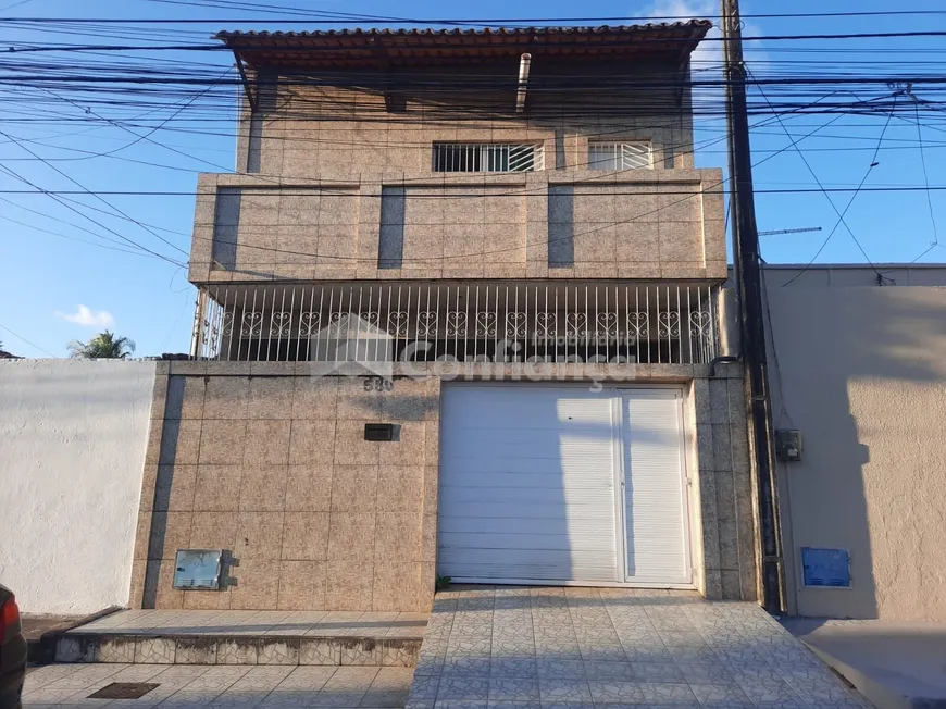 Foto 1 de Casa com 5 Quartos à venda, 360m² em Padre Andrade, Fortaleza