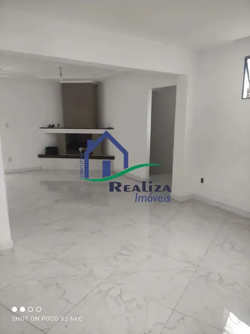 Foto 1 de Casa com 3 Quartos à venda, 430m² em Maria Paula, São Gonçalo