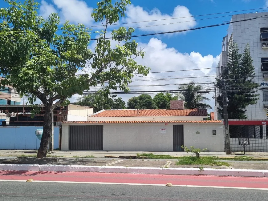 Foto 1 de Casa com 3 Quartos para alugar, 180m² em Candeias, Jaboatão dos Guararapes