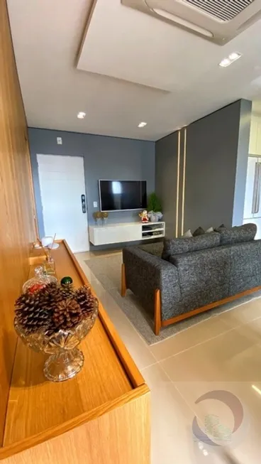 Foto 1 de Apartamento com 2 Quartos à venda, 79m² em Beira Mar, Florianópolis