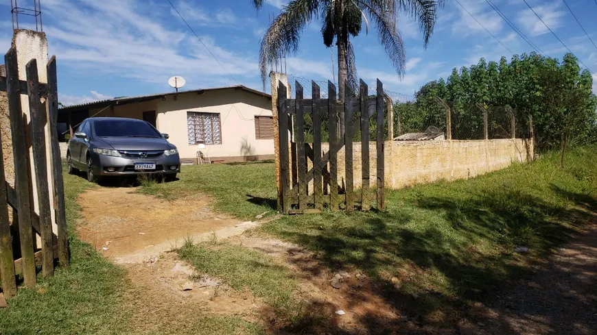 Foto 1 de Fazenda/Sítio com 3 Quartos à venda, 1100m² em Piratuba, Ibiúna