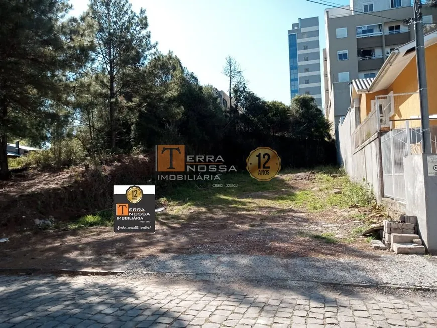 Foto 1 de Lote/Terreno à venda, 360m² em Charqueadas, Caxias do Sul