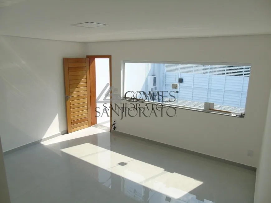 Foto 1 de Casa com 3 Quartos à venda, 194m² em Vila Homero Thon, Santo André