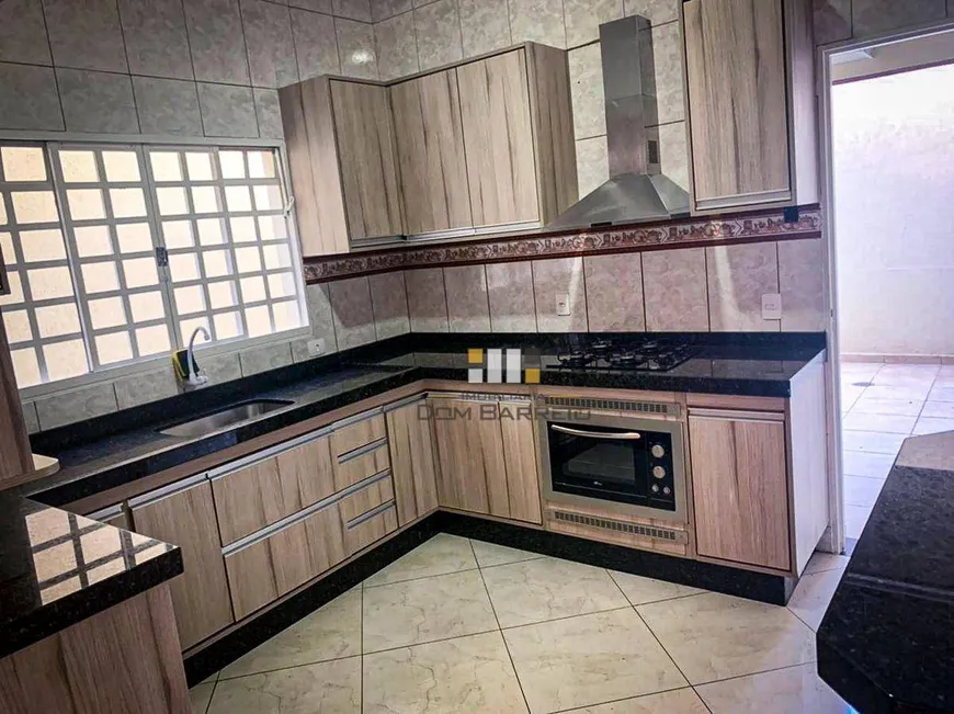 Foto 1 de Sobrado com 3 Quartos à venda, 155m² em Jardim Luiz Cia, Sumaré