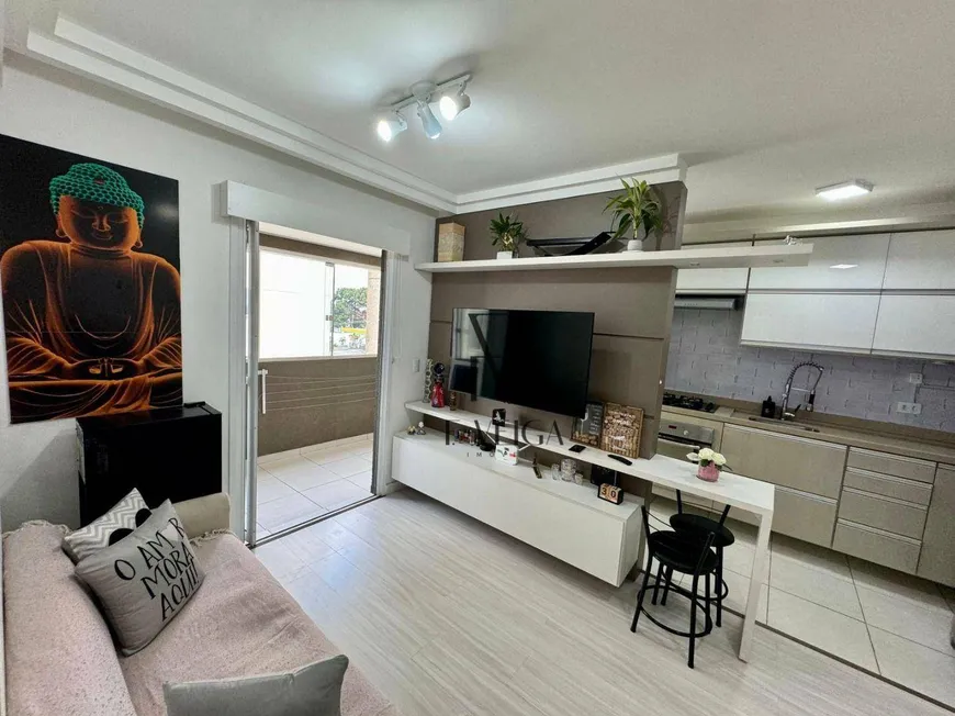 Foto 1 de Apartamento com 2 Quartos à venda, 53m² em Pinheirinho, Curitiba