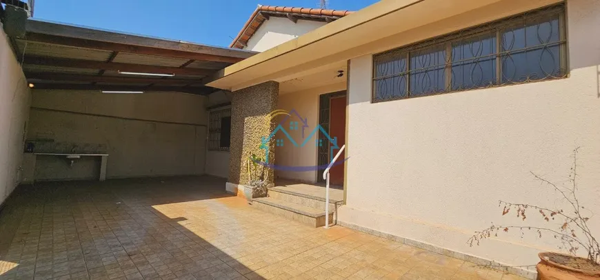 Foto 1 de Casa com 3 Quartos à venda, 220m² em Vila Cardia, Bauru