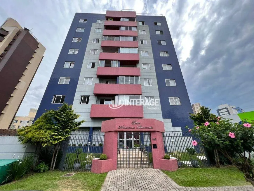 Foto 1 de Apartamento com 3 Quartos à venda, 77m² em Cabral, Curitiba