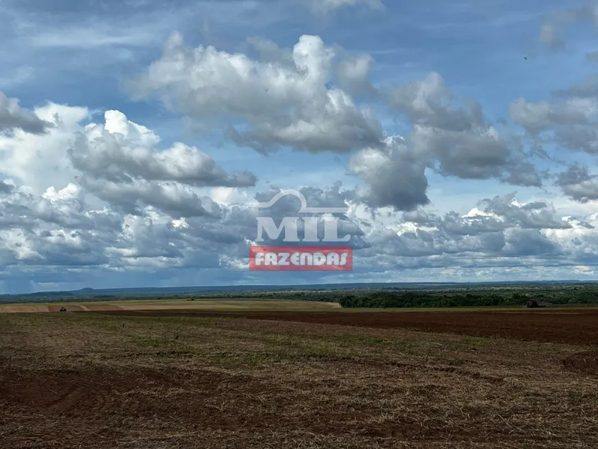 Foto 1 de Fazenda/Sítio à venda em Setor Central, Piraquê