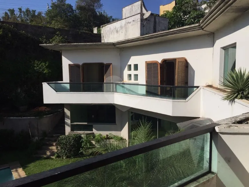 Foto 1 de Casa com 3 Quartos à venda, 460m² em Jardim Guedala, São Paulo