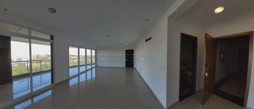 Foto 1 de Apartamento com 3 Quartos para alugar, 150m² em Jardim Bosque das Vivendas, São José do Rio Preto