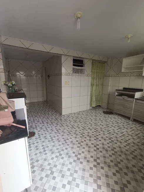 Foto 1 de Casa com 1 Quarto para alugar, 46m² em Campo Grande, Rio de Janeiro