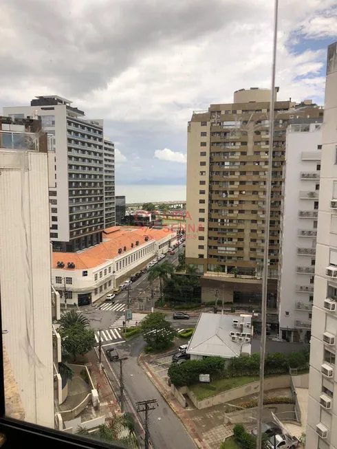 Foto 1 de Apartamento com 4 Quartos à venda, 270m² em Centro, Florianópolis