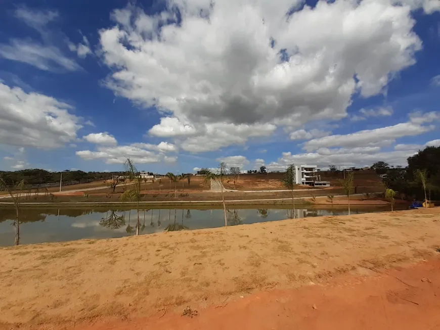 Foto 1 de Lote/Terreno à venda em Vila Castelo, Divinópolis