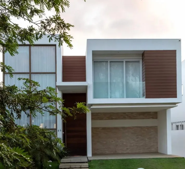 Foto 1 de Casa de Condomínio com 6 Quartos à venda, 10m² em Piatã, Salvador