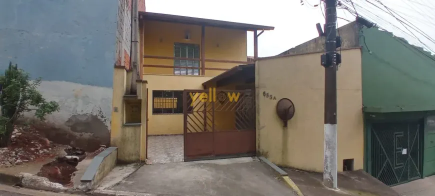 Foto 1 de Casa com 3 Quartos à venda, 180m² em Jardim Vitoria, Arujá