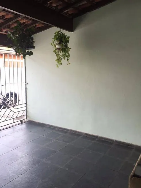 Foto 1 de Casa com 2 Quartos à venda, 70m² em Jardim das Indústrias, São José dos Campos