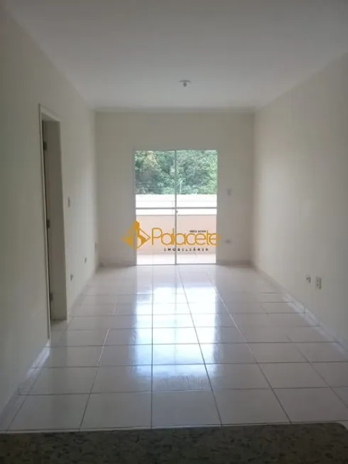 Foto 1 de Apartamento com 2 Quartos à venda, 64m² em São Benedito, Pindamonhangaba