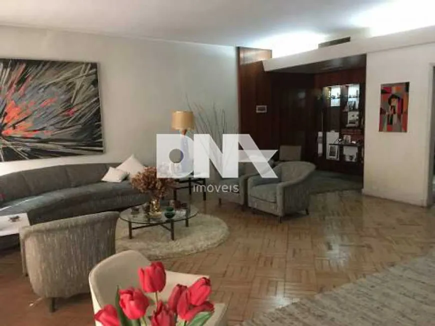 Foto 1 de Apartamento com 4 Quartos à venda, 135m² em Copacabana, Rio de Janeiro