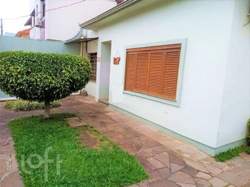 Foto 1 de Casa com 3 Quartos à venda, 110m² em Jardim Botânico, Porto Alegre