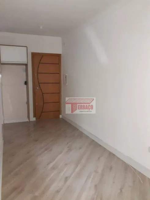 Foto 1 de Apartamento com 2 Quartos à venda, 38m² em Vila Helena, Santo André