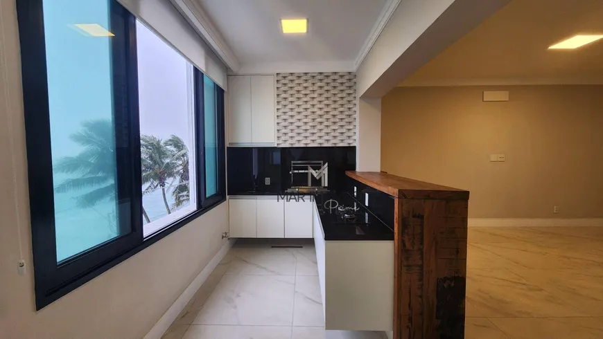 Foto 1 de Apartamento com 4 Quartos à venda, 240m² em Pitangueiras, Guarujá