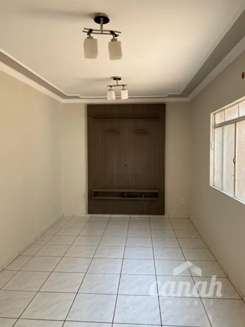 Foto 1 de Casa com 3 Quartos à venda, 200m² em Adelino Simioni, Ribeirão Preto