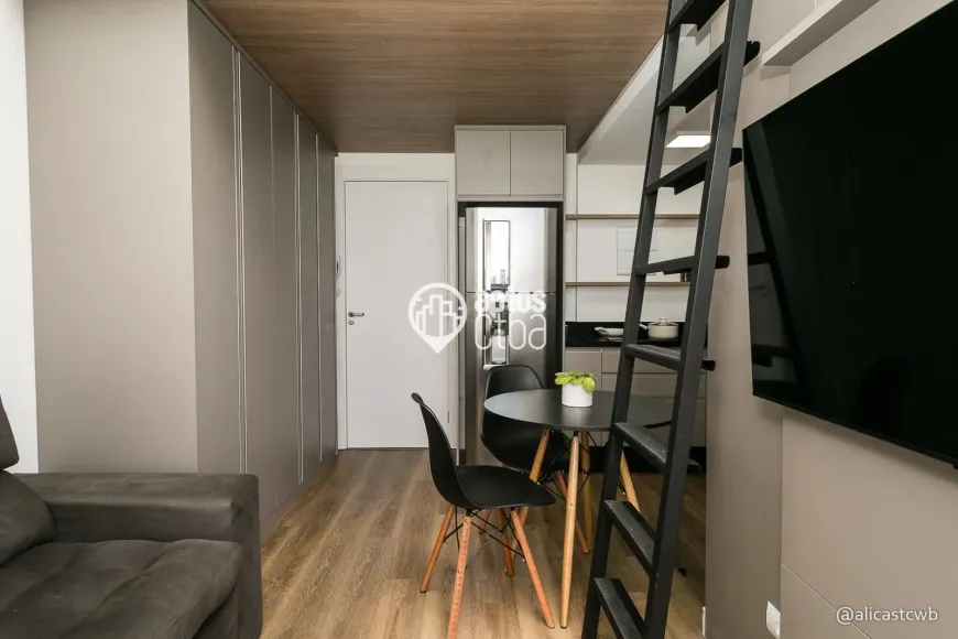 Foto 1 de Apartamento com 1 Quarto para alugar, 21m² em Ecoville, Curitiba