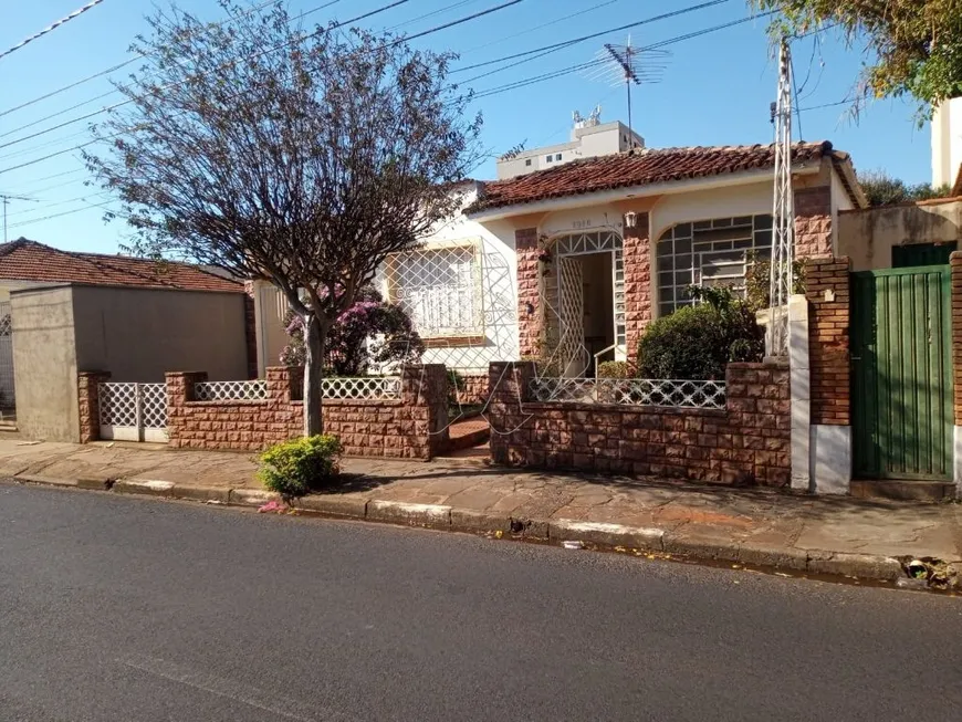 Foto 1 de Casa com 3 Quartos à venda, 196m² em Centro, Araraquara