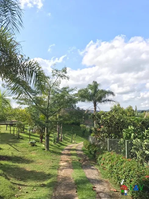 Foto 1 de Fazenda/Sítio com 5 Quartos à venda, 300m² em Monterrey, Louveira