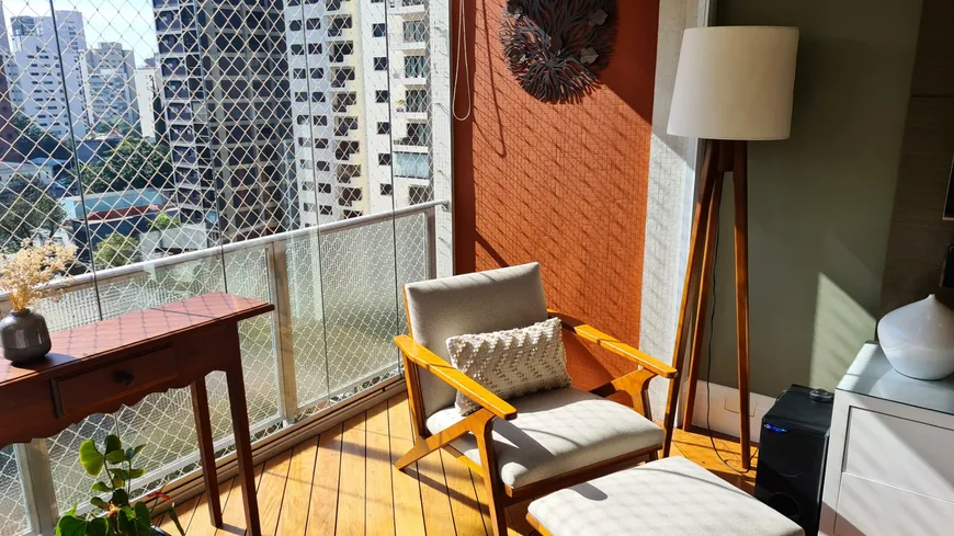 Foto 1 de Apartamento com 3 Quartos à venda, 113m² em Moema, São Paulo