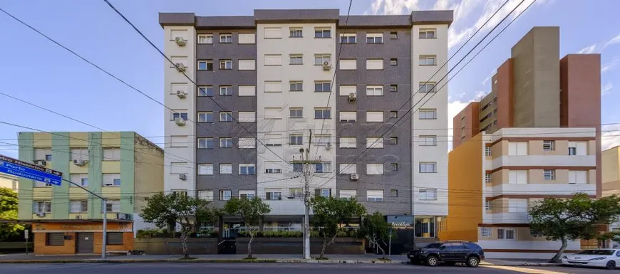 Foto 1 de Apartamento com 2 Quartos para alugar, 52m² em Centro, Pelotas