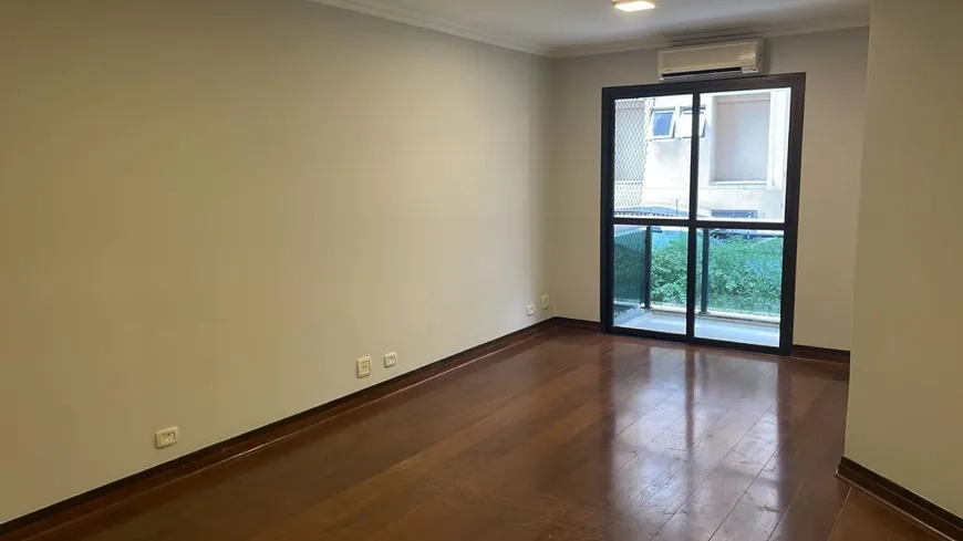 Foto 1 de Apartamento com 3 Quartos à venda, 98m² em Vila Uberabinha, São Paulo