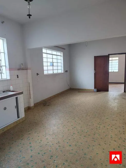 Foto 1 de Casa com 4 Quartos à venda, 220m² em Centro, Santa Bárbara D'Oeste